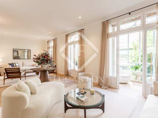 285m² apartment for prime sale in Recoletos, Madrid