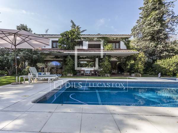 Casa / Vila de 650m² with 100m² terraço à venda em Pozuelo