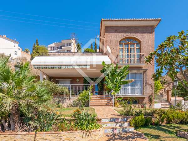 Casa / villa de 412m² en venta en Axarquia, Málaga