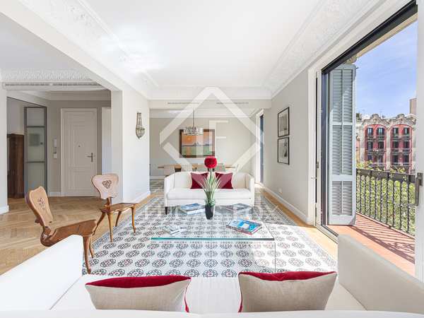 250m² apartment with 12m² terrace for prime sale in Eixample Left