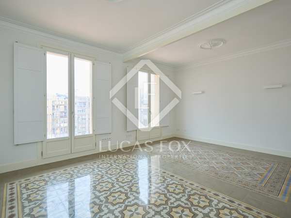 72m² apartment for sale in Eixample Left, Barcelona