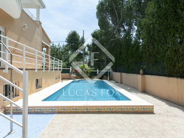 474m² house / villa for sale in La Cañada, Valencia