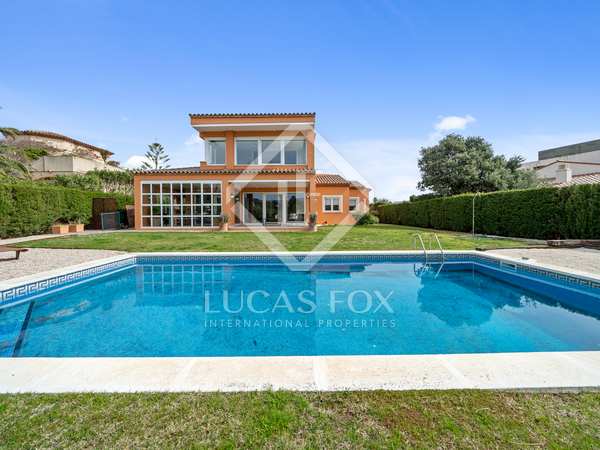 299m² house / villa for sale in Cambrils, Costa Dorada