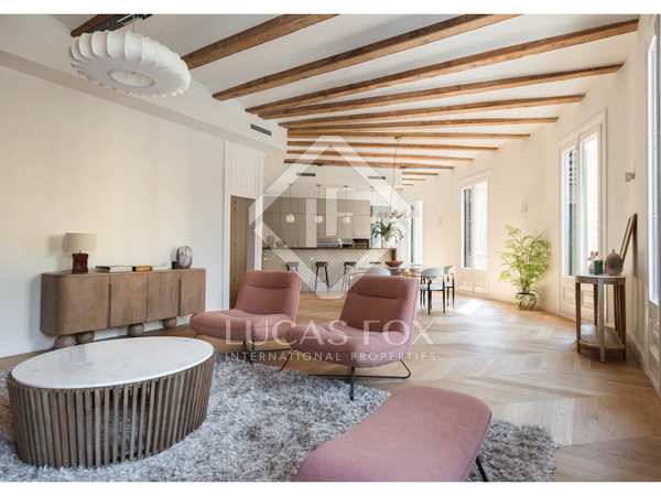 189m² apartment for sale in Eixample Right, Barcelona