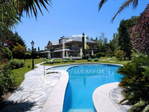 Casa / Vila de 1,600m² à venda em Pozuelo, Madrid