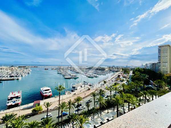 390m² penthouse for sale in Alicante ciudad, Alicante
