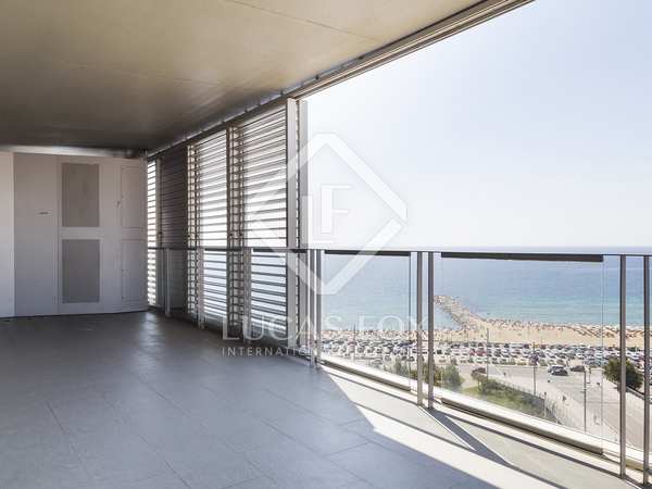 High floor apartment for sale in Diagonal Mar, Barcelona