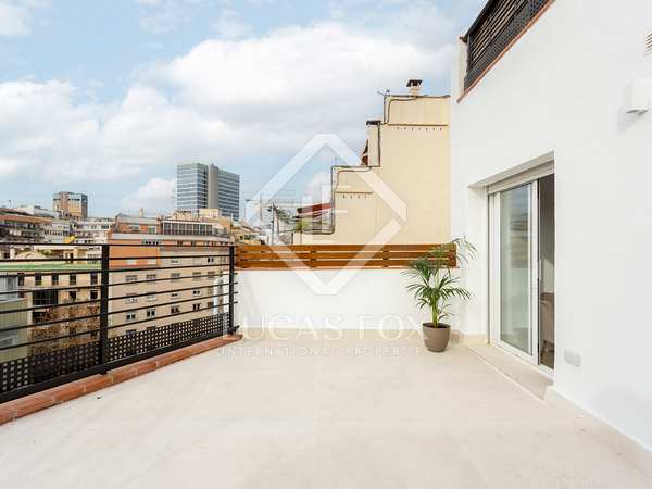 52m² apartment with 21m² terrace for rent in Eixample Left