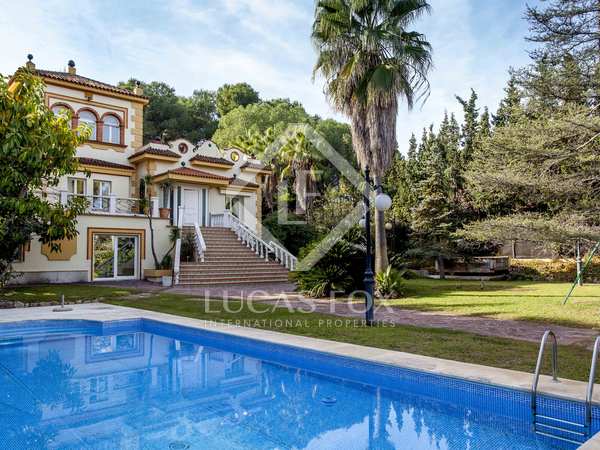 Вилла на продажу в Годелье - элитная недвижимость в Испании
