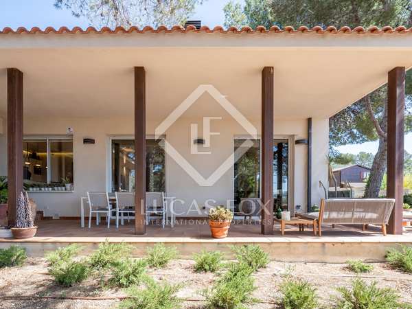 421m² house / villa for sale in Urb. de Llevant, Tarragona