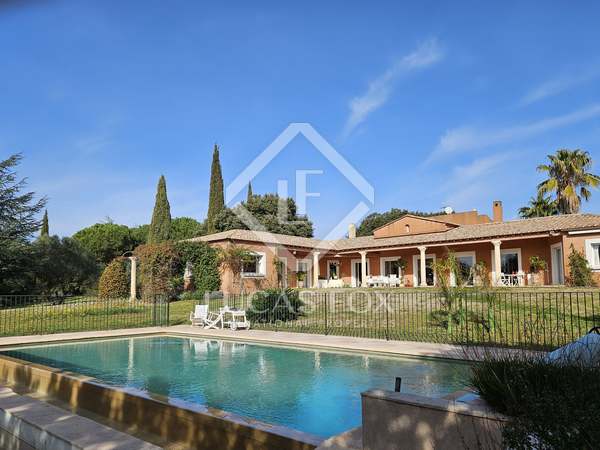 300m² house / villa with 10,000m² garden for sale in Montpellier Region