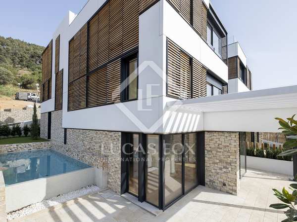 480m² house / villa with 46m² terrace for rent in Sarrià