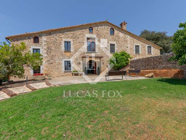 Casa rural de 1,779m² en venta en El Gironés, Girona