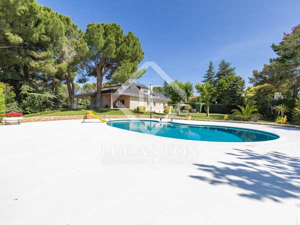 600m² house / villa with 2,600m² garden for sale in Boadilla Monte