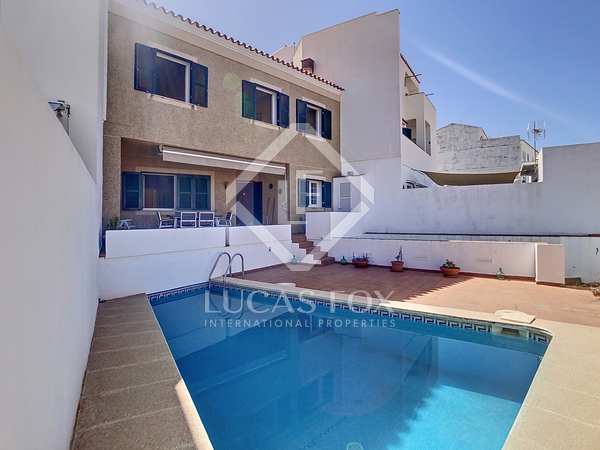 Casa / villa de 282m² en venta en Maó, Menorca