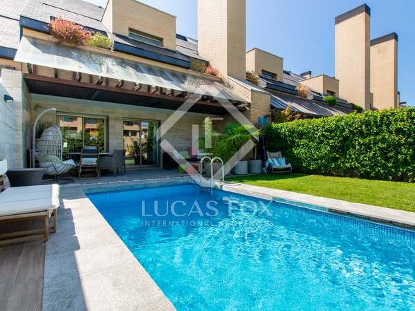 Casa / villa de 612m² con 80m² de jardín en venta en Pozuelo