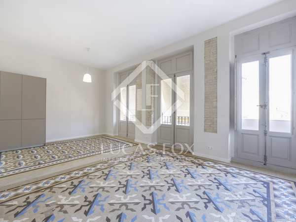 160m² penthouse with 40m² terrace for rent in La Xerea
