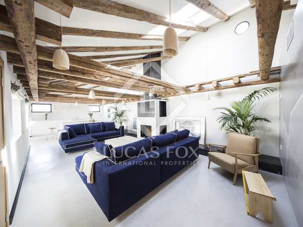 Gorgeous 4-bedroom penthouse for sale in Justicia, Madrid