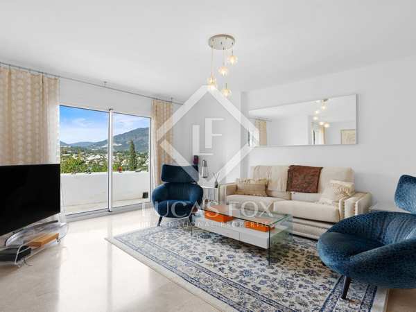 105m² apartment for sale in Nueva Andalucía, Costa del Sol