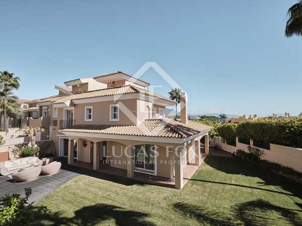 Casa / vil·la de 470m² en venda a Estepona, Costa del Sol