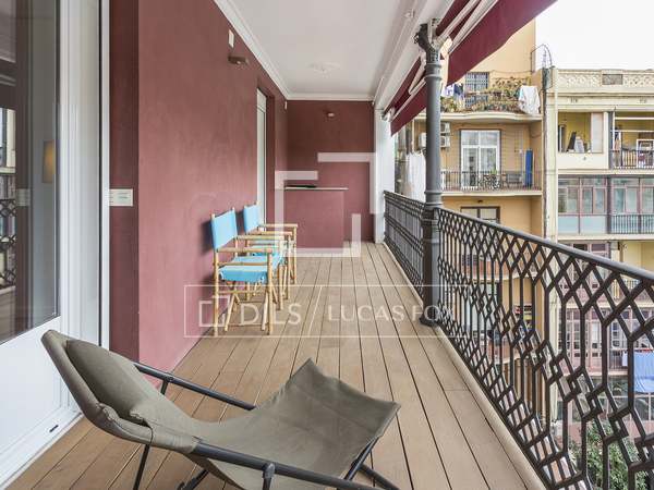 160 m² apartment with 20 m² terrace for sale, Eixample Right