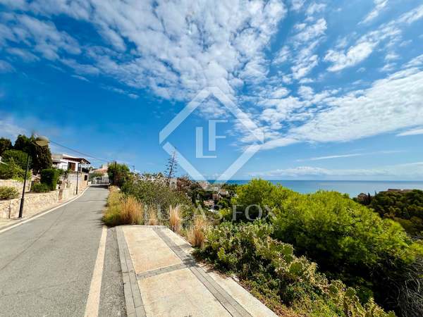 1,326m² plot for sale in El Campello, Alicante