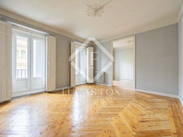 Appartement van 251m² te koop in Justicia, Madrid