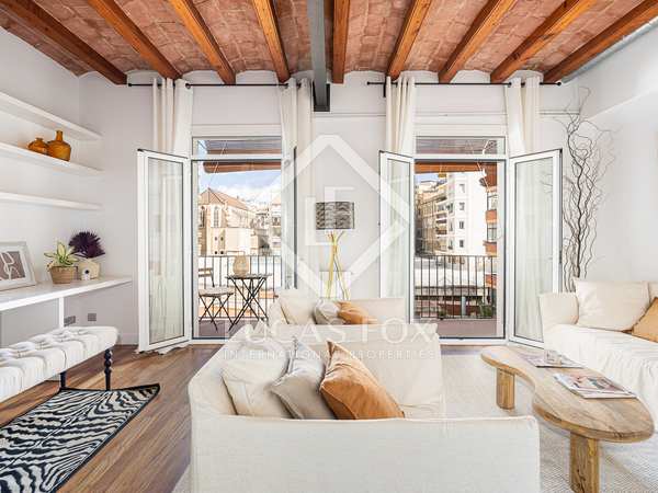 132m² apartment with 7m² terrace for sale in Eixample Left