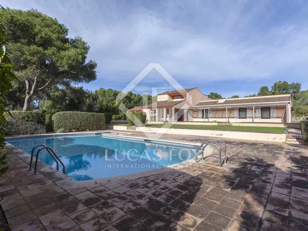 Maison / villa de 1,140m² a vendre à El Bosque / Chiva avec 100m² terrasse