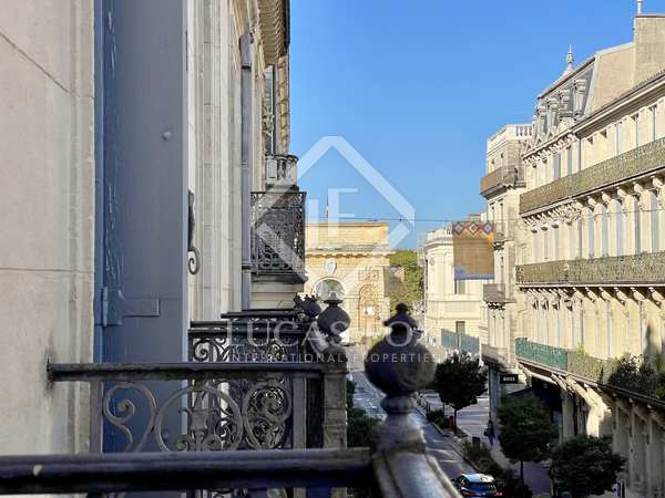131m² apartment with 30m² terrace for sale in Montpellier