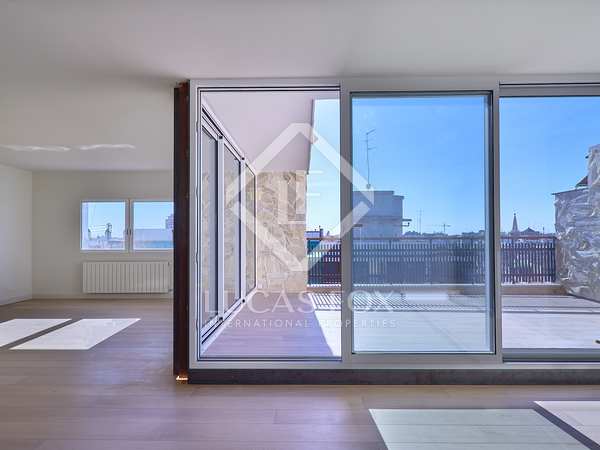 158m² penthouse with 20m² terrace for rent in Sant Francesc