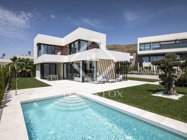 Villa de 304 m² en venta en Finestrat, Alicante