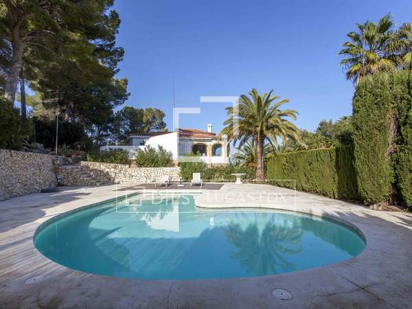 Casa / Vila de 310m² à venda em Dénia, Costa Blanca