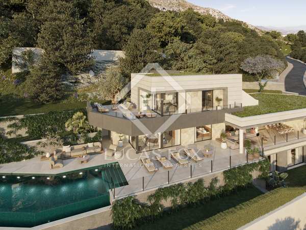 Villa van 844m² te koop met 358m² terras in Pinares de San Antón - El Candado