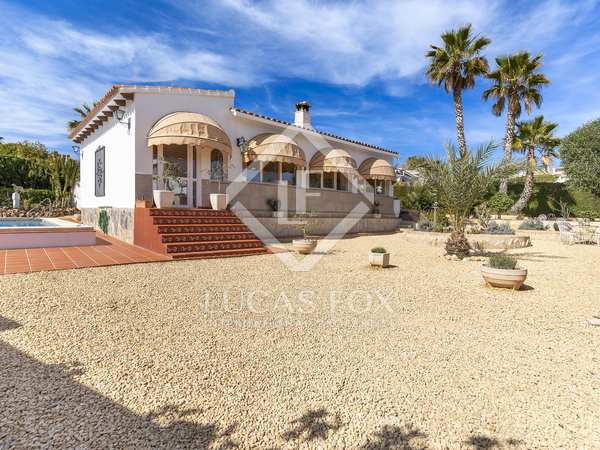 Дом / вилла 165m² на продажу в Calpe, Costa Blanca