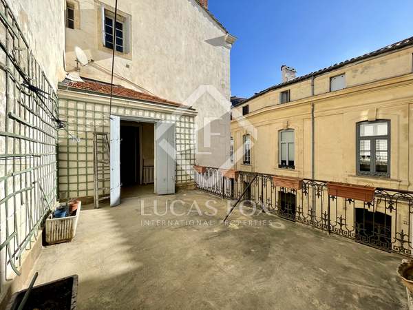 216m² apartment with 25m² terrace for sale in Montpellier Centre