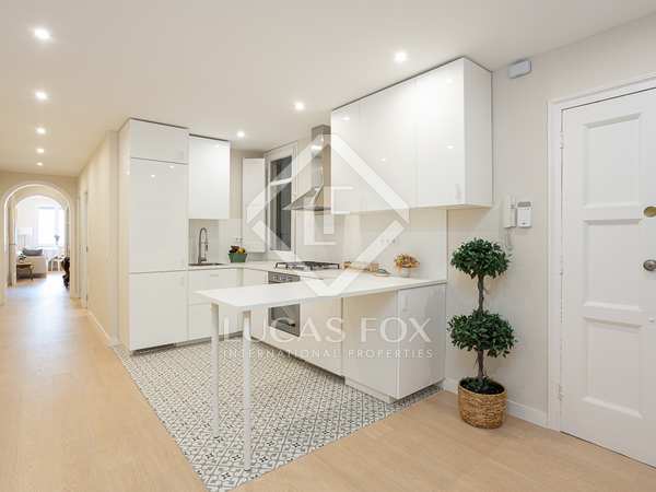 130m² apartment for sale in Eixample Right, Barcelona
