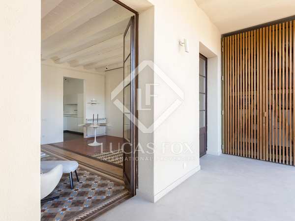 147m² apartment with 12m² terrace for sale in Eixample Right