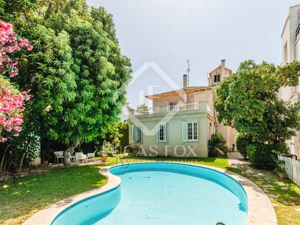 Casa / vil·la de 208m² en venda a Terramar, Barcelona