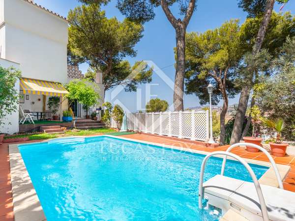 Huis / villa van 201m² te koop in East Málaga, Malaga