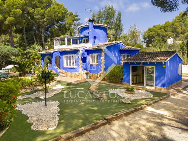 Villa van 195m² te koop in Altea Town, Costa Blanca