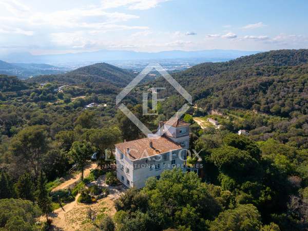 693m² country house for sale in Vilassar de Dalt, Barcelona