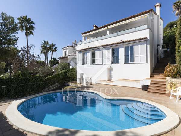 huis / villa van 269m² te koop in Vallpineda, Barcelona