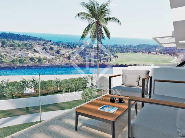 224m² apartment with 138m² terrace for sale in Finestrat