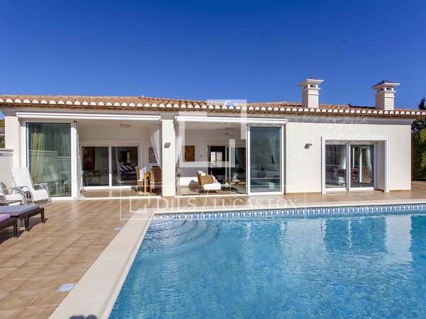 Casa / Vila de 550m² à venda em Dénia, Costa Blanca
