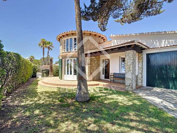 193m² house / villa for sale in Ciutadella, Menorca