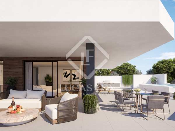 300m² apartment with 182m² terrace for sale in Higuerón