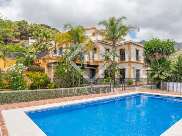 Загородный дом 352m² на продажу в East Málaga, Малага