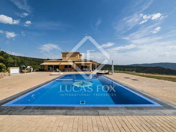 Casa / villa di 637m² in vendita a Calonge, Costa-Brava