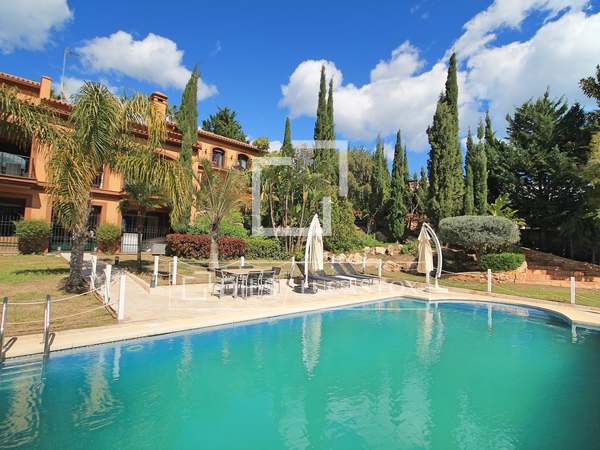 Casa / Villa di 715m&sup2; con 149m&sup2; terrazza in vendita a Benahav&iacute;s